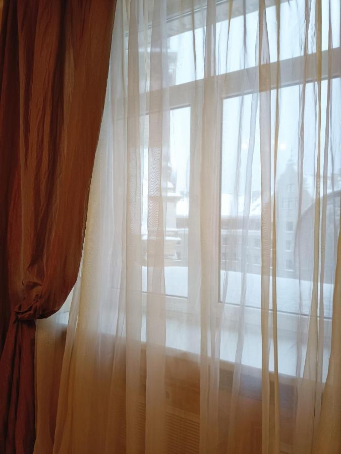 Old Town Retreat With Stunning Views 2 Bedroom Apartment Nearby The Church Of Saint Peter Riga Esterno foto