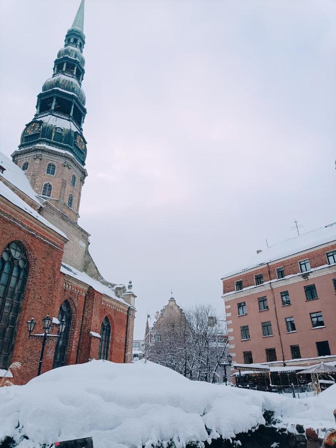 Old Town Retreat With Stunning Views 2 Bedroom Apartment Nearby The Church Of Saint Peter Riga Esterno foto
